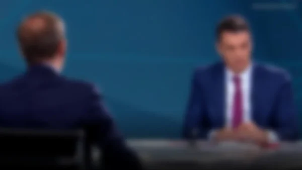 Roberto Sánchez defiende su postura ante acusaciones de apoyo a leyes procrimen