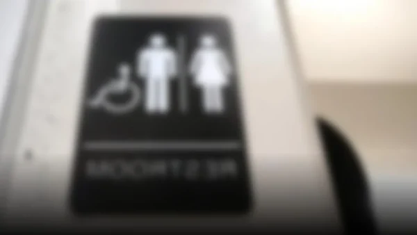 California da un paso histórico hacia la inclusión: baños neutrales en todas las escuelas para 2026