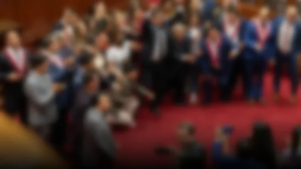 La democracia en juego: líderes políticos desafían la legitimidad del proceso electoral en Perú