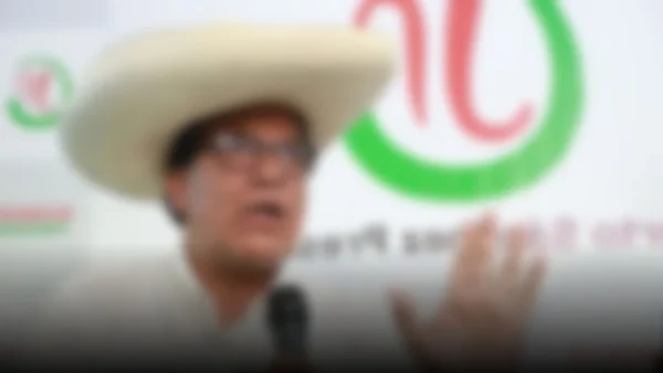 Roberto Sánchez cambia su discurso electoral: ¿un giro hacia la incertidumbre?