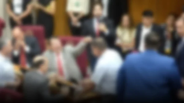Julián Pérez bajo la lupa: Senadores piden cautela ante denuncia de agresión