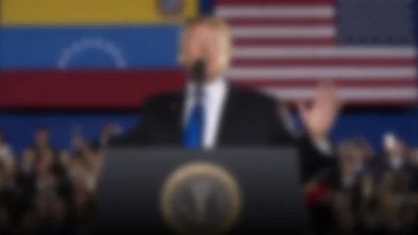 Trump revela supuestos planes de manipulación electoral en Venezuela: ¿una estrategia para desviar la atención?