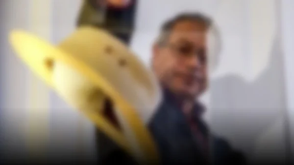 Un sombrero que simboliza la paz: el emotivo legado de Gustavo Petro