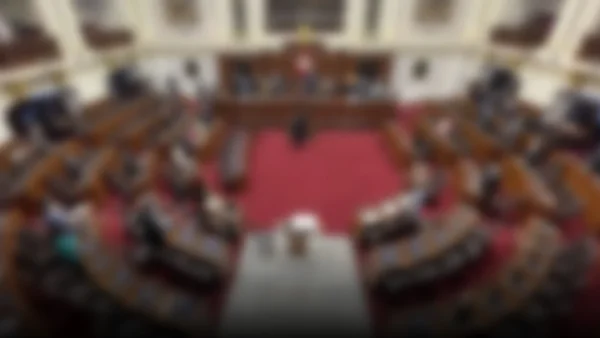 El Congreso peruano en la mira: Proyecto de ley de Aldo Bravo sigue su curso a pesar de su anuncio de retiro