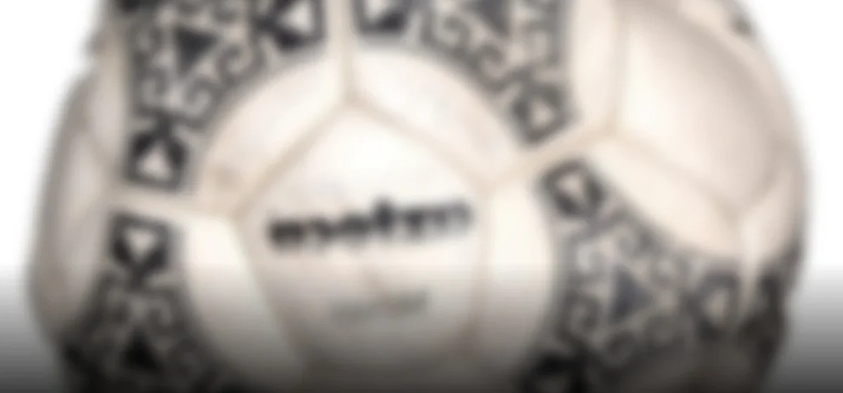 El balón de la ‘Mano de Dios’ se subasta por 3,35 millones: ¿un éxito o un fracaso?