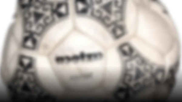El balón de la ‘Mano de Dios’ se subasta por 3,35 millones: ¿un éxito o un fracaso?