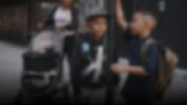 Nueva York toma la delantera en la defensa de niños inmigrantes con una inversión histórica