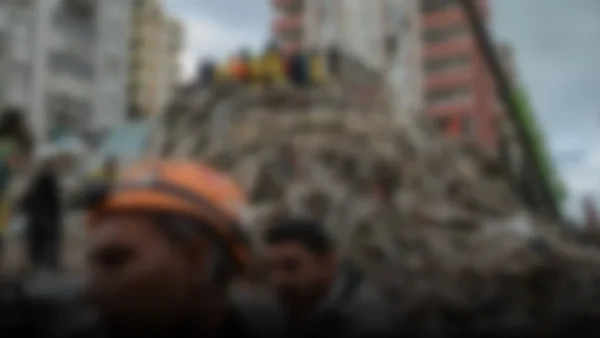 Polémica en Colombia: Ministro de Vivienda defiende su escapada familiar tras devastador terremoto