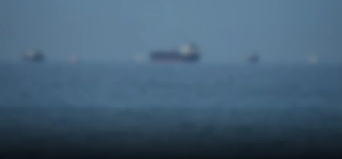 Tensión en el estrecho de Ormuz: Emiratos Árabes Unidos denuncia ataque iraní a buques petroleros
