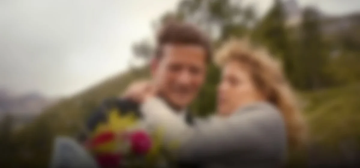 Alan Ritchson y Catherine: Un adiós tras dos décadas de amor y tres hijos