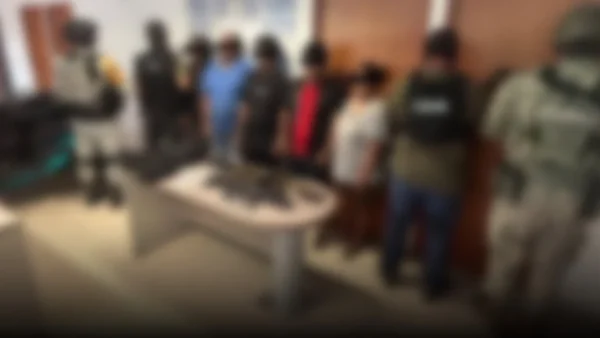 Detención de expareja de cabecilla criminal revela trama de secuestro y extorsión