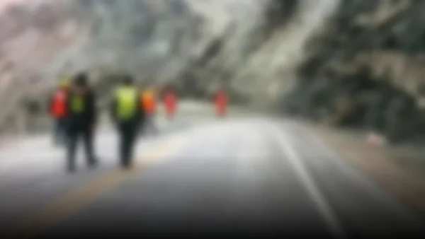 Emergencia en Arequipa: Derrumbe bloquea la Panamericana Sur y causa caos vehicular