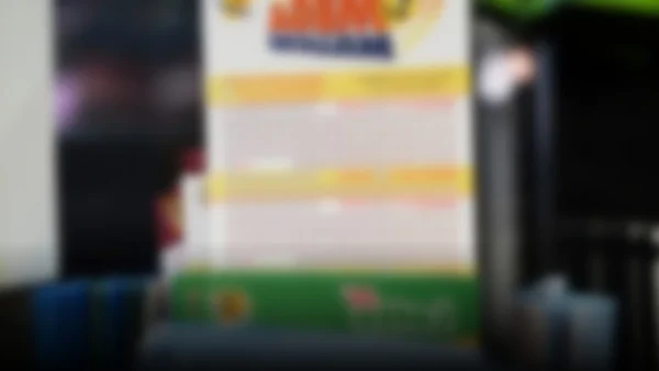 La fiebre del Mega Millions: ¿Quién se llevará los 244 millones de dólares este viernes?