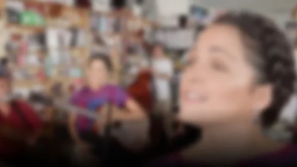 Los Mirlos: un viaje musical que celebra la Amazonía en el Tiny Desk