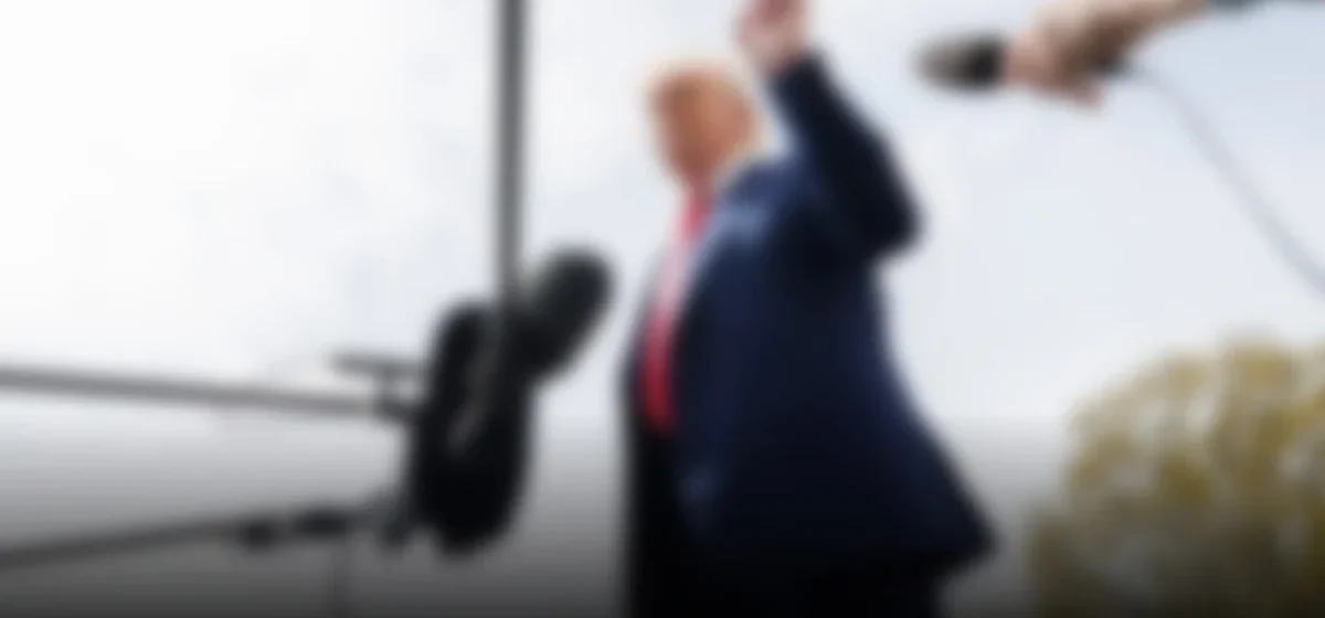 Trump desafía las advertencias sobre la inteligencia artificial: ‘No habrá regulaciones’