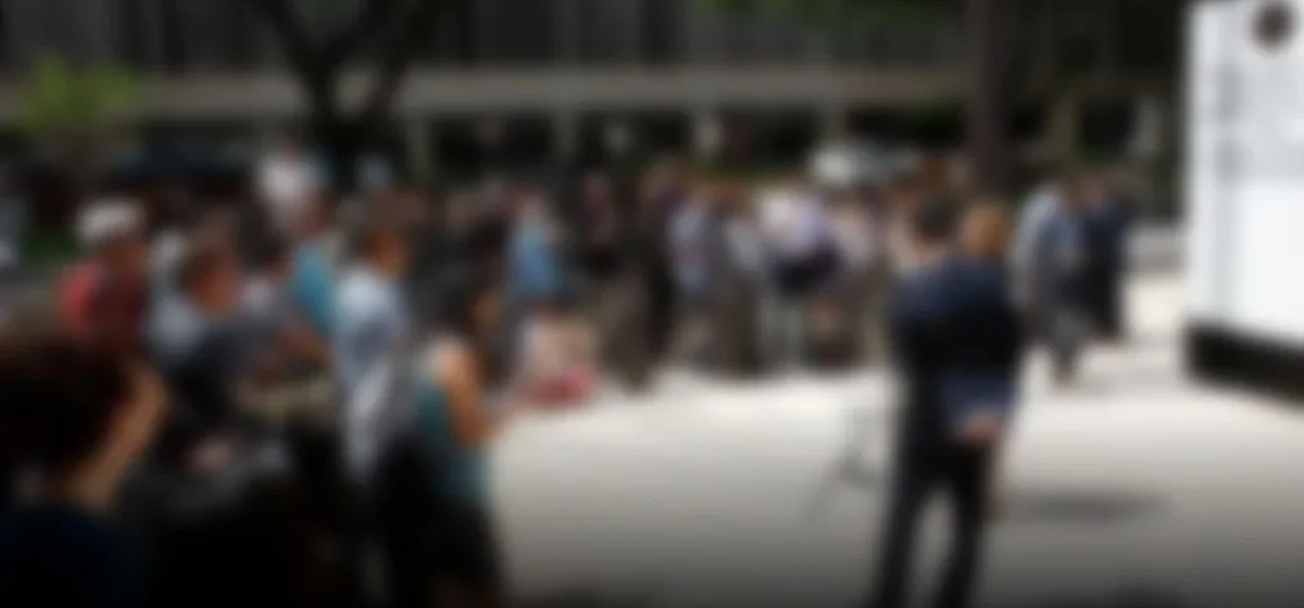 Un juez federal frena cambios migratorios en EE.UU. que afectarían a estudiantes y periodistas