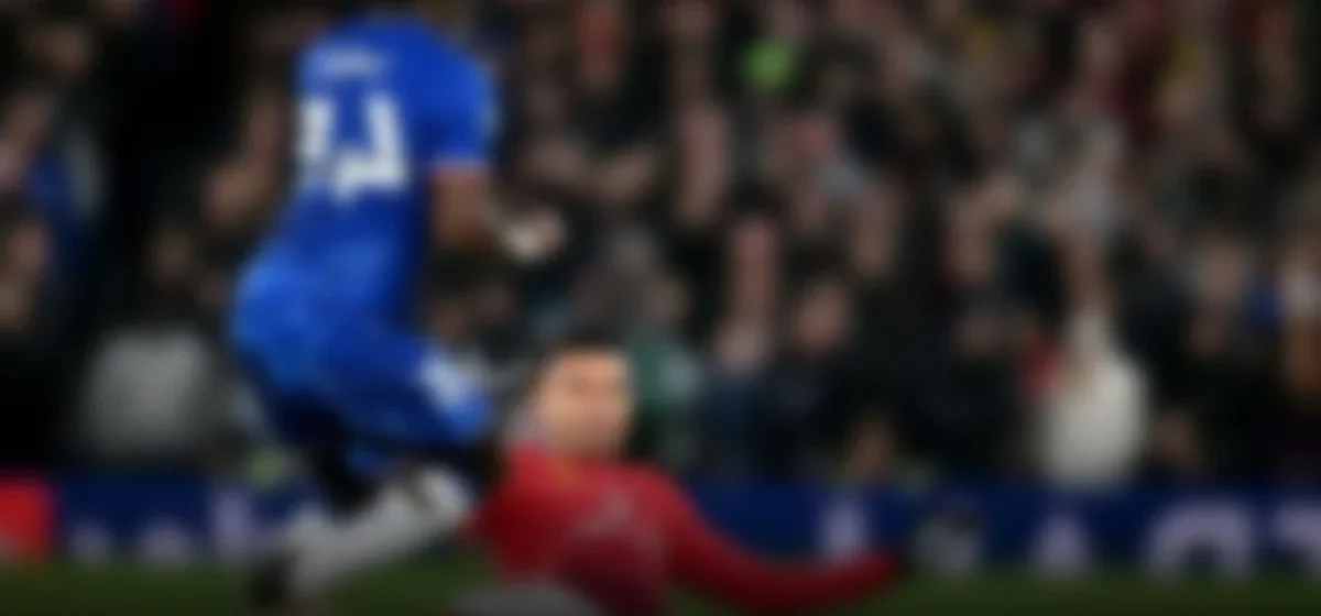 El Chelsea y el Manchester United se enfrentan en un duelo crucial por la Premier League