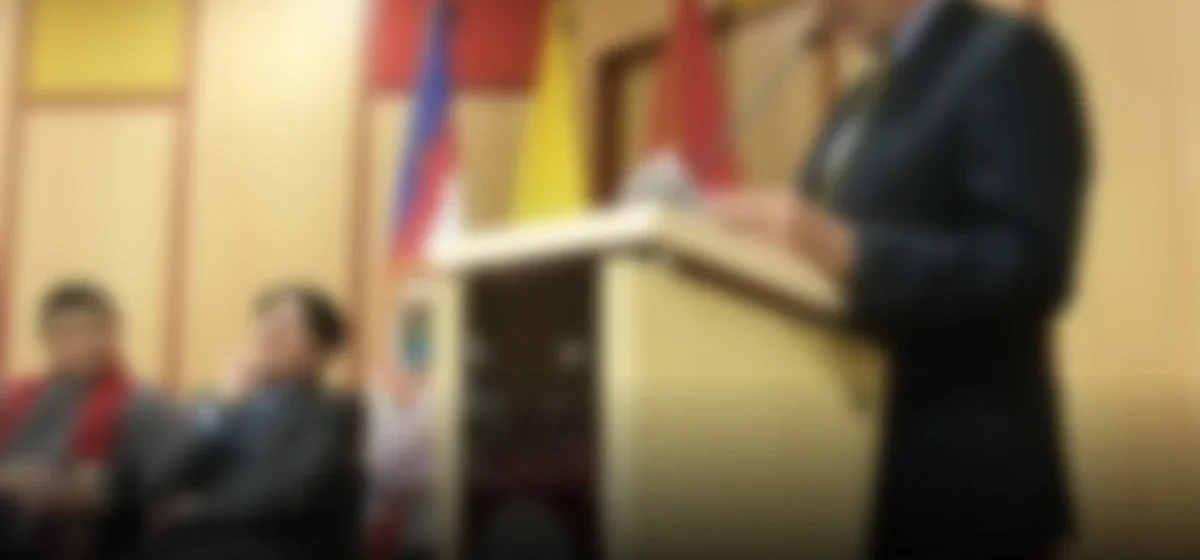 El dilema de la disciplina: Jorge Gavidia y su voto controvertido en el Senado