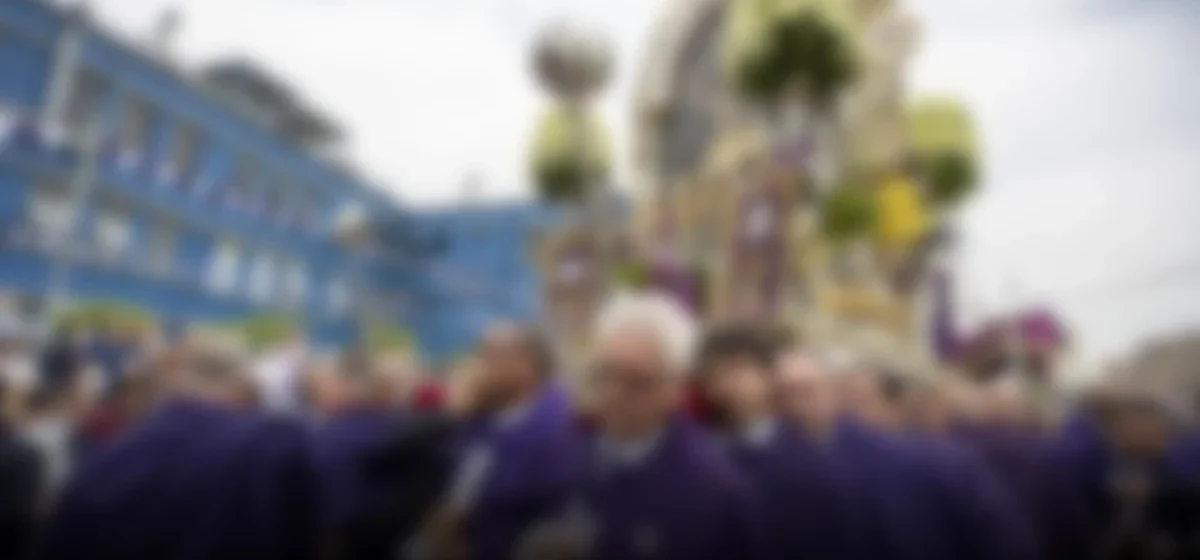 El poder de la fe: Historias de esperanza en el Hospital Almenara durante la procesión del Señor de los Milagros