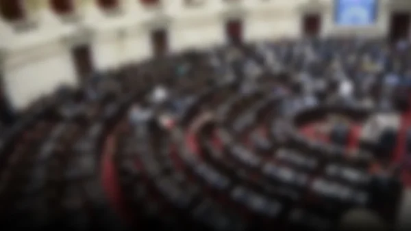 La Cámara de Diputados reprograma el debate sobre el caso Pedro Castillo en medio de tensiones políticas