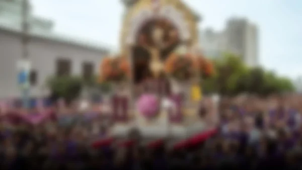 La devoción se apodera de Lima: La Procesión del Señor de los Milagros atrae multitudes