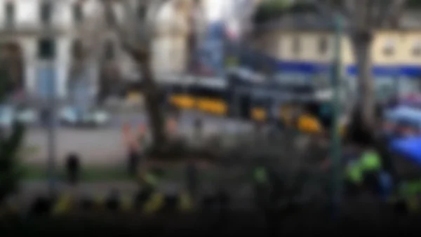 Milán bajo vigilancia: Italia despliega tropas en respuesta a disturbios sociales