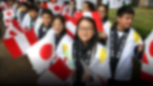 Un pueblo japonés busca revitalizarse con la llegada de jóvenes peruanos